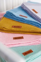 Kocyk bambusowo- bawełniany różowy - kolorystyka