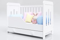Łóżeczko Zuza 120/60 z szufladą i barierką